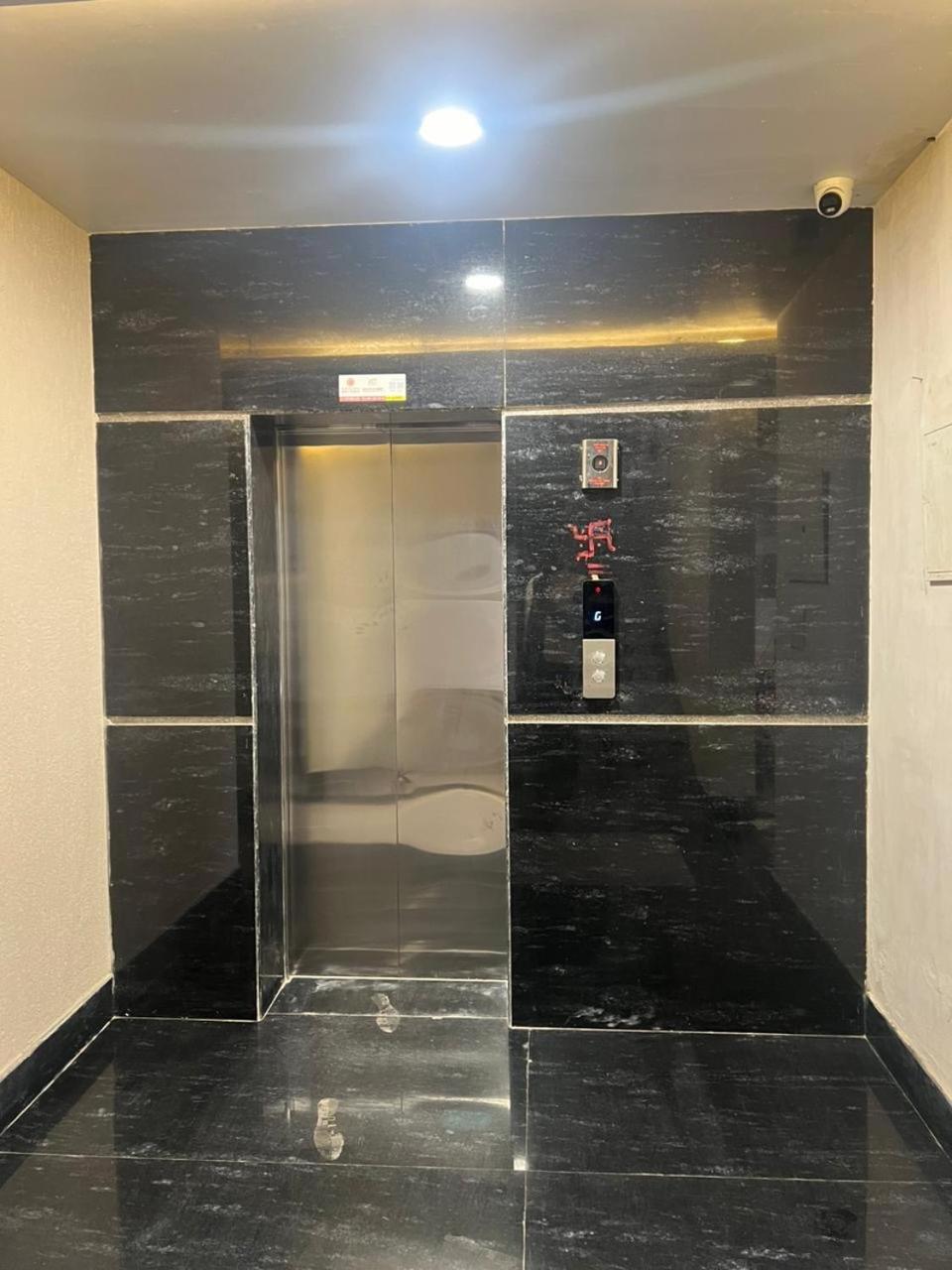 Hotel The Blue Vista Greater Noida Exterior foto