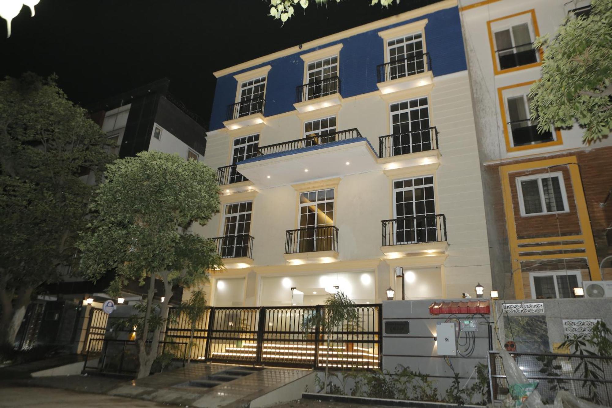 Hotel The Blue Vista Greater Noida Exterior foto